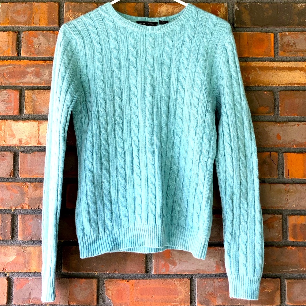 Wool knit style Sweater Women’s Medium Long Sleeve Jean Pierre